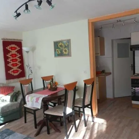 - Unter Den Kiefern Nr 23 Oder Nr 27