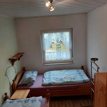 - Unter Den Kiefern Nr 23 Oder Nr 27 Marienfelde