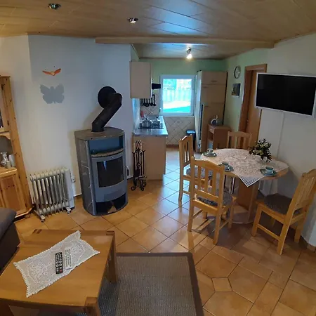 - Unter Den Kiefern Nr 23 Oder Nr 27