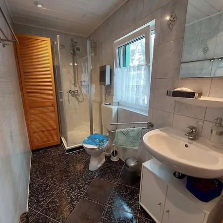 - Unter Den Kiefern Nr 23 Oder Nr 27
